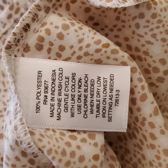 Worthington Nuetral Print Blouse NWT sz Sm - Picture 5 of 5